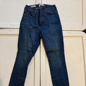 Ladies High Rise Skinny Jeans 4/S (Petite)